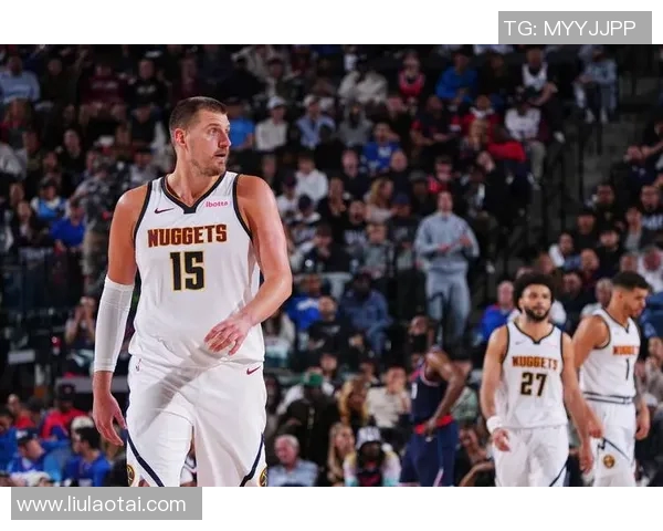 阿德尔曼:不记得约基奇坐在替补席时球队有过今日这般高效 瓦兰态度符合期待 阿德尔曼:不记得约基奇坐在替补席时球队有过今日这般高效 瓦兰态度符合期待