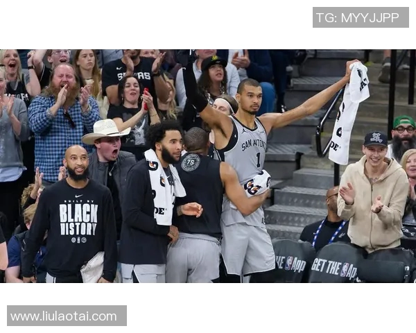 送他走吧!马刺138-125独行侠,卡斯尔砍40+12+12,文班亚马16+11